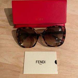 COPY - Fendi sunglasses